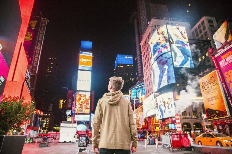 Publicidad DOOH: Estrategias Innovadoras para 2024